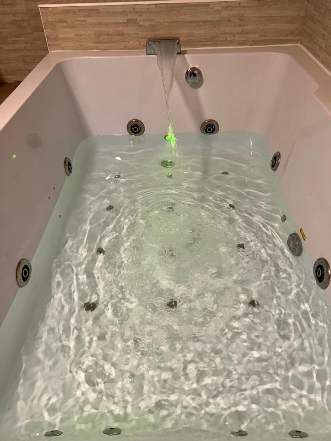 Hotel Magnifique Loft 35M2 Jacuzzi Rvb Night 1 Amiens Zewnętrze zdjęcie